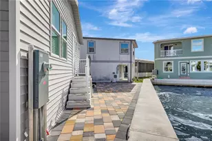 351 Nettles Blvd, Jensen Beach, FL 34957 - Photo 8