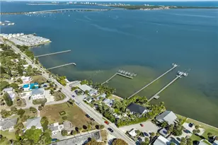 2725 NE Indian River Dr, Jensen Beach, FL 34957 - Photo 6