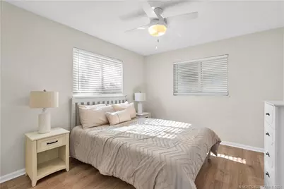 2725 NE Indian River Drive, Jensen Beach, FL 34957 - Photo 18