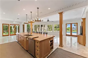 301 SE Harbor Point Dr, Stuart, FL 34996 - Photo 20