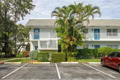2929 SE Ocean Boulevard #118-9, Stuart, FL 34996 - Photo 2