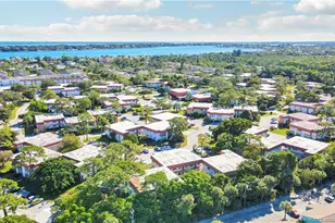 2600 SE Ocean Blvd, Stuart, FL 34996 - Photo 32