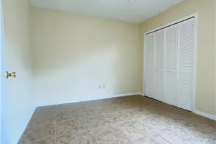 2010 SW Beauregard St, Port Saint Lucie, FL 34953 - Photo 10