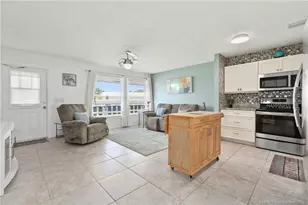 2929 SE Ocean Blvd, Stuart, FL 34996 - Photo 8