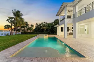 505 SE St Lucie Blvd, Stuart, FL 34996 - Photo 2