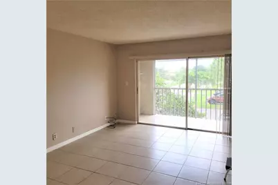 1526 SE Royal Green Circle #205, Port Saint Lucie, FL 34952 - Photo 10