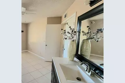 1526 SE Royal Green Circle #205, Port Saint Lucie, FL 34952 - Photo 30