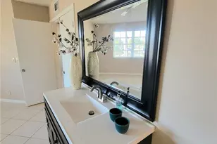 1526 SE Royal Green Cir, Port Saint Lucie, FL 34952 - Photo 32