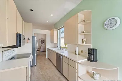 7756 SE Bay Cedar Circle, Hobe Sound, FL 33455 - Photo 12