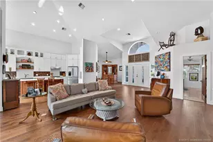 2001 NW Laurel Oak Ln, Palm City, FL 34990 - Photo 8