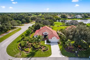 2001 NW Laurel Oak Ln, Palm City, FL 34990 - Photo 2