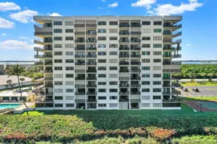 10044 S Ocean Dr, Jensen Beach, FL 34957 - Photo 2