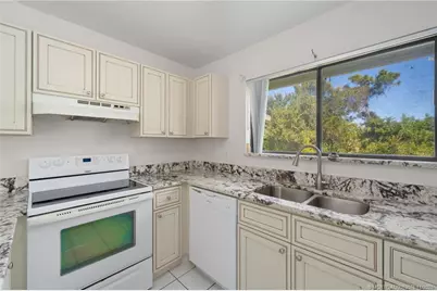 1456 SE Colchester Circle, Port Saint Lucie, FL 34952 - Photo 6