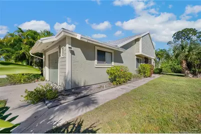 1456 SE Colchester Circle, Port Saint Lucie, FL 34952 - Photo 2