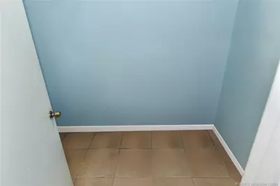 1082 SE Saint Lawrence Way, Stuart, FL 34997 - Photo 10