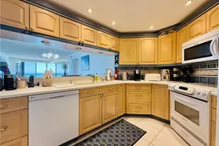 9500 S Ocean Dr, Jensen Beach, FL 34957 - Photo 12