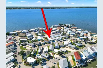 114 Nettles Boulevard, Jensen Beach, FL 34957 - Photo 8