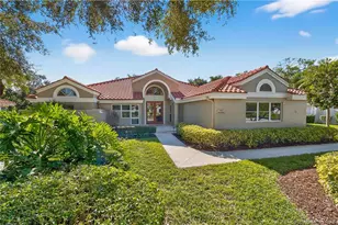 2003 NW Laurel Oak Ln, Palm City, FL 34990 - Photo 2