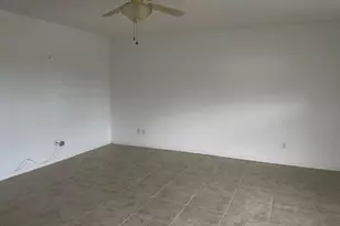 2929 SE Ocean Blvd, Stuart, FL 34996 - Photo 6