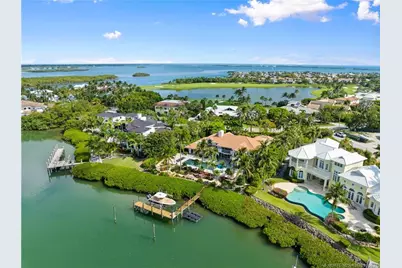 6460 SE Harbor Circle, Stuart, FL 34996 - Photo 2