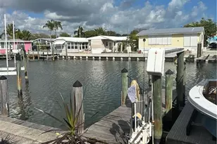 60 Aqua Ra Dr, Jensen Beach, FL 34957 - Photo 18