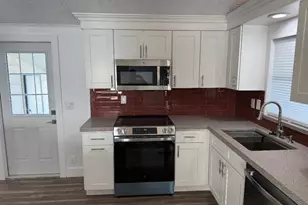 15925 Indianwood Circle SW, Indiantown, FL 34956 - Photo 4