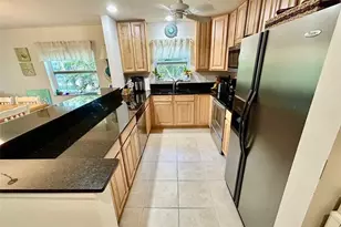 2950 SE Ocean Blvd, Stuart, FL 34996 - Photo 12