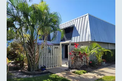 3828 SE Jefferson Street, Stuart, FL 34997 - Photo 2