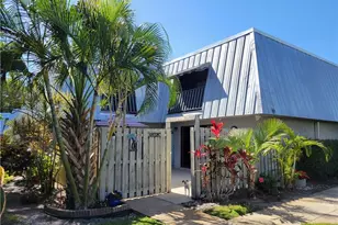 3828 SE Jefferson St, Stuart, FL 34997 - Photo 2