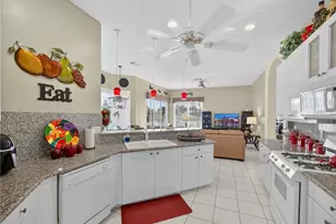 618 SW Lake Charles Cir, Port Saint Lucie, FL 34986 - Photo 8