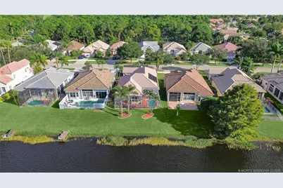 618 SW Lake Charles Circle, Port Saint Lucie, FL 34986 - Photo 4