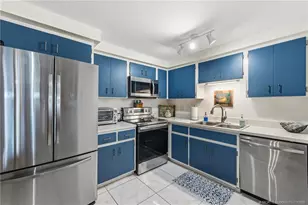 250 SE Four Winds Dr, Stuart, FL 34996 - Photo 4