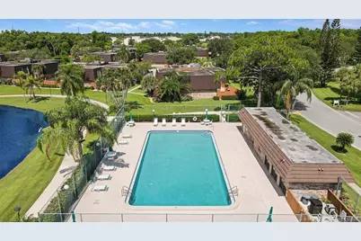 5662 SE Windsong Lane #408, Stuart, FL 34997 - Photo 4