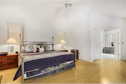 366 SW Eyerly Avenue, Port Saint Lucie, FL 34983 - Photo 10