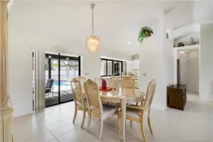 366 SW Eyerly Ave, Port Saint Lucie, FL 34983 - Photo 20