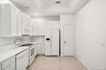 671 NW Red Pine Way, Jensen Beach, FL 34957 - Photo 30