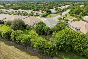 671 NW Red Pine Way, Jensen Beach, FL 34957 - Photo 44