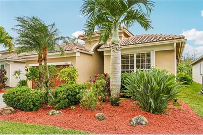 2690 SE Stonebriar Way, Stuart, FL 34997 - Photo 4