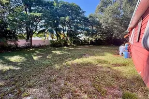 888 SW 28th St, Palm City, FL 34990 - Photo 14