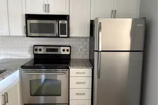 9 Lake Vista Trail, Port Saint Lucie, FL 34952 - Photo 2