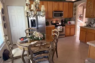 6948 SE Twin Oaks Cir, Stuart, FL 34997 - Photo 6