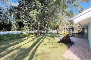 2041 SE Giffen Ave, Port Saint Lucie, FL 34952 - Photo 30