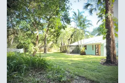 2041 SE Giffen Avenue, Port Saint Lucie, FL 34952 - Photo 2