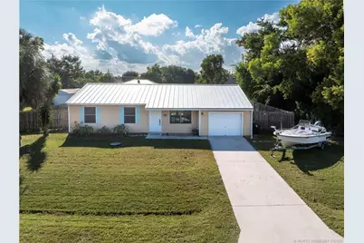 3071 SE East Blackwell Drive, Port Saint Lucie, FL 34952 - Photo 2