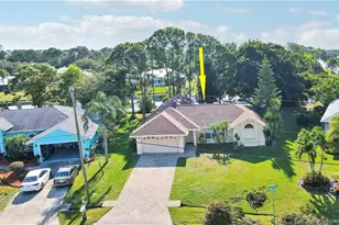 2579 SE Leithgow St, Port Saint Lucie, FL 34952 - Photo 4