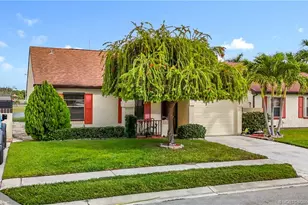 2388 SE Brekenridge Circle, Port Saint Lucie, FL 34952 - Photo 32