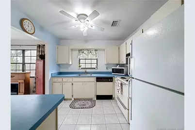 2388 SE Brekenridge Circle, Port Saint Lucie, FL 34952 - Photo 20