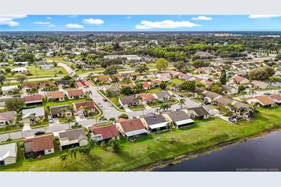 2388 SE Brekenridge Circle, Port Saint Lucie, FL 34952 - Photo 66