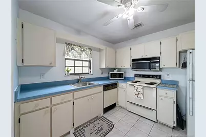 2388 SE Brekenridge Circle, Port Saint Lucie, FL 34952 - Photo 24