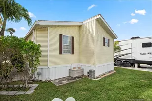 10725 S Ocean Dr, Jensen Beach, FL 34957 - Photo 22